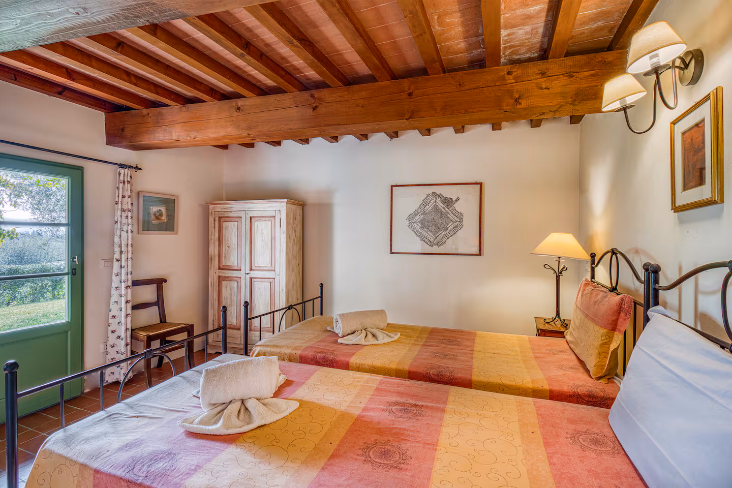 0ddc20f5-34d2-4d88-8654-dc8c52c39ad7